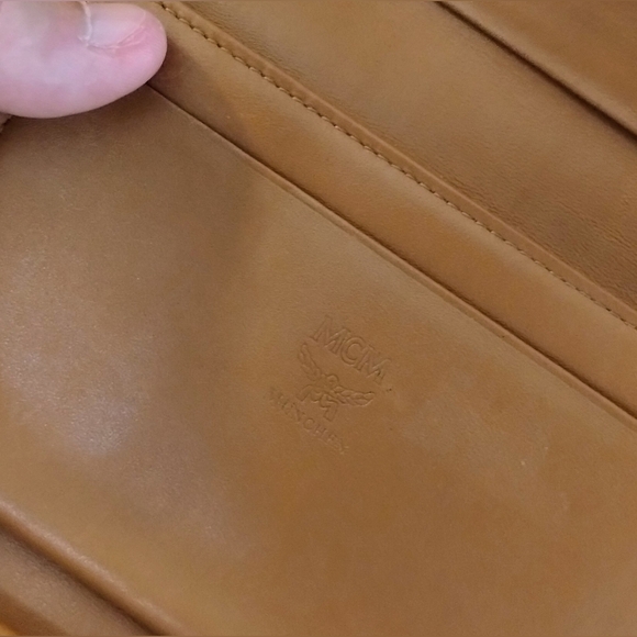 MCM Wallet Cognac - Picture 9 of 10